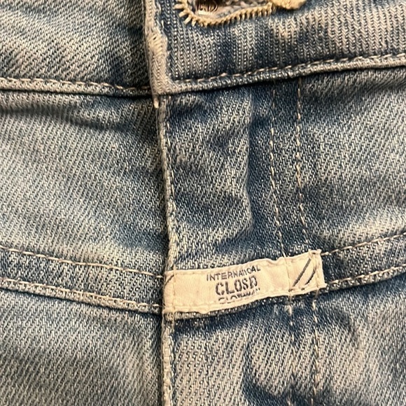 Closed Frayed Waist Womens Jeans - Picture 2 of 11